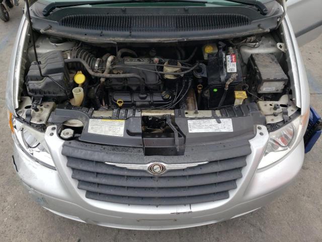 Photo 7 from auction – 2005 CHRYSLER TOWN & COU with VIN 1C4GP45R65B439238