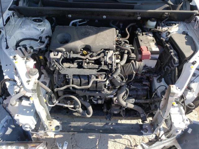 Photo 7 from auction – 2019 TOYOTA RAV4 LE with VIN JTMF1RFV7KD042854