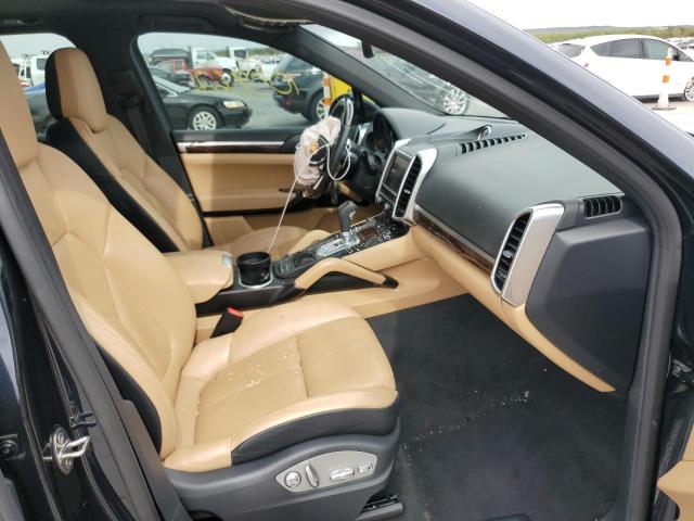 Photo 5 from auction – 2016 PORSCHE CAYENNE with VIN WP1AA2A20GLA00858