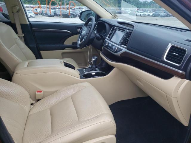 Photo 5 from auction – 2016 TOYOTA HIGHLANDER with VIN 5TDDKRFH1GS354551