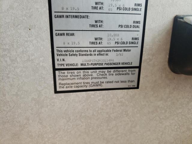 Photo 10 from auction – 1992 CHEVROLET P30 with VIN 1GBKP37N2N3311494