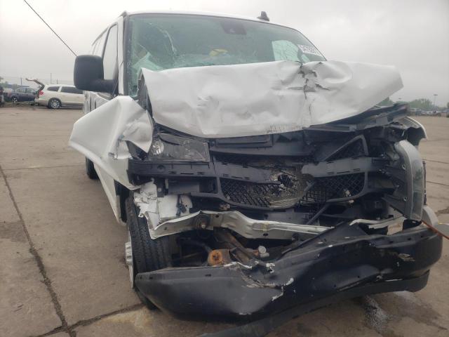 CHEVROLET EXPRESS G2 2019 with VIN 1GCWGAFP4K1372583 - Photo from auction