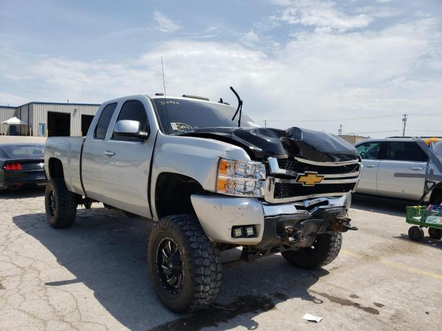 CHEVROLET SILVERADO 2011 with VIN 1GCRKSE31BZ371456 - Photo from auction
