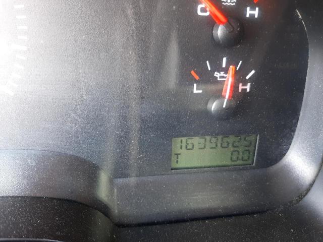 Photo 8 from auction – 2005 FORD F150 with VIN 1FTRF12W65KC02642