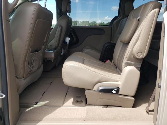 Photo 6 from auction – 2015 CHRYSLER TOWN & COU with VIN 2C4RC1BG8FR573175