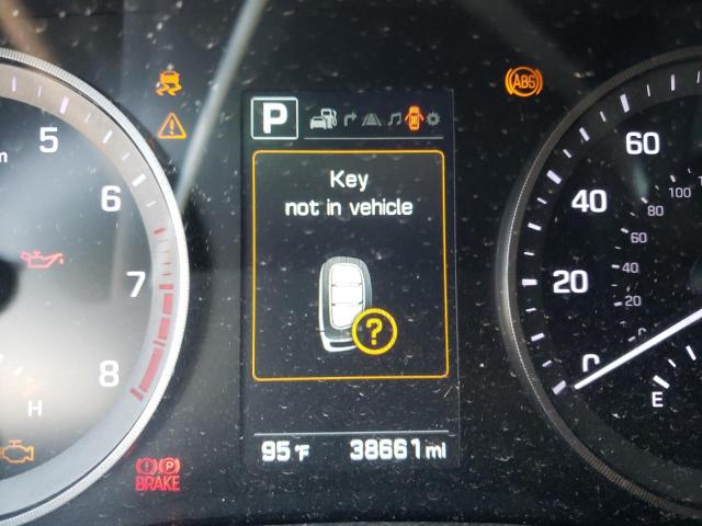 Photo 8 from auction – 2017 HYUNDAI TUCSON LIM with VIN KM8J3CA27HU577122
