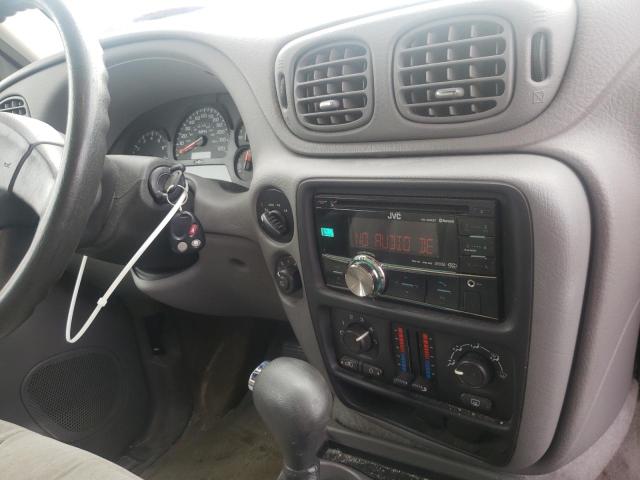 Photo 9 from auction – 2005 CHEVROLET TRAILBLAZE with VIN 1GNDT13S252285475