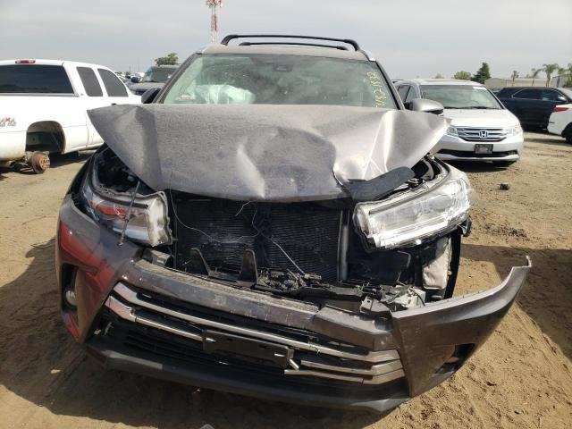 Photo 9 from auction – 2018 TOYOTA HIGHLANDER with VIN 5TDKZRFH6JS549412