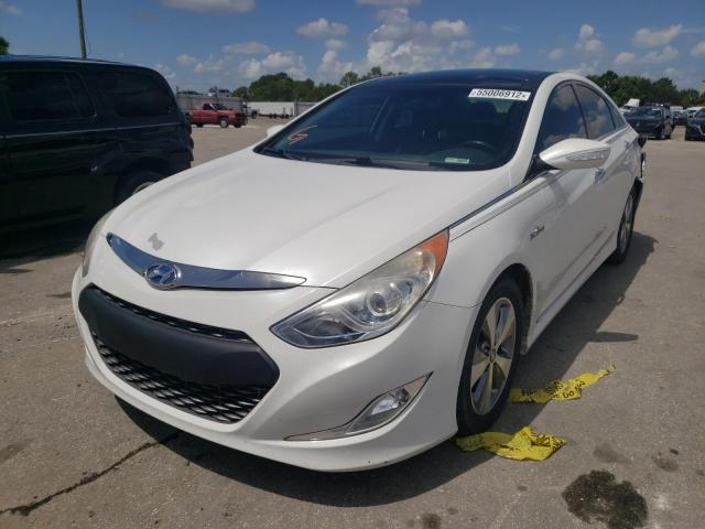 Photo 2 from auction – 2011 HYUNDAI SONATA HYB with VIN KMHEC4A41BA007103