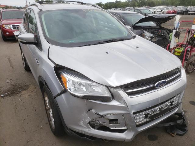 FORD ESCAPE TIT 2016 con VIN 1FMCU9J97GUB87366 - Foto de la subasta