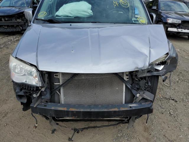 Photo 7 from auction – 2013 CHRYSLER TOWN & COU with VIN 2C4RC1BG5DR690970