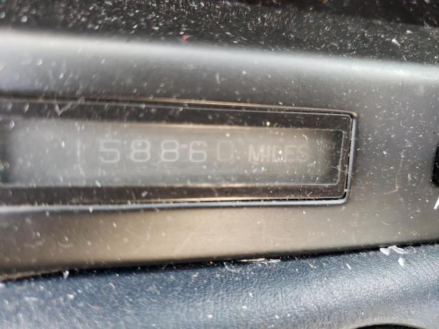Photo 8 from auction – 1992 LEXUS LS 400 with VIN JT8UF11E2N0107606