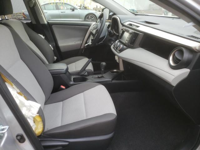 Photo 5 from auction – 2015 TOYOTA RAV4 LE with VIN JTMBFREV7FD173967
