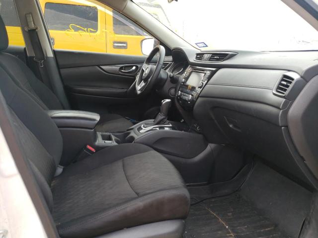 Photo 5 from auction – 2019 NISSAN ROGUE S with VIN 5N1AT2MT5KC767674