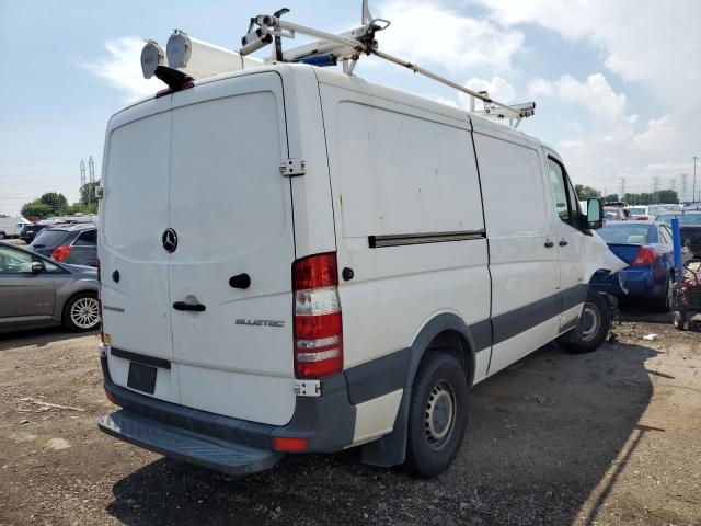 Photo 4 from auction – 2016 MERCEDES-BENZ SPRINTER 2 with VIN WD3PE7DD1GP335737