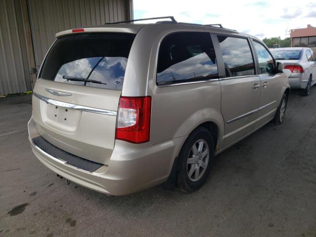 Photo 4 from auction – 2013 CHRYSLER TOWN & COU with VIN 2C4RC1BG3DR526987