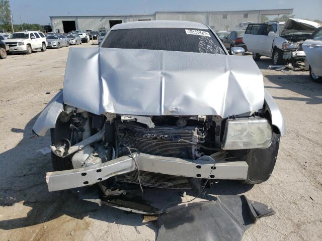 Photo 9 from auction – 2005 CHRYSLER 300C with VIN 2C3JA63H65H614936