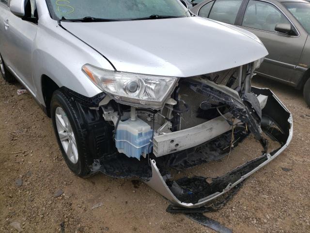 Photo 9 from auction – 2013 TOYOTA HIGHLANDER with VIN 5TDBK3EH7DS251426