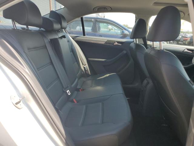 Photo 6 from auction – 2018 VOLKSWAGEN JETTA SE with VIN 3VWDB7AJ6JM237728