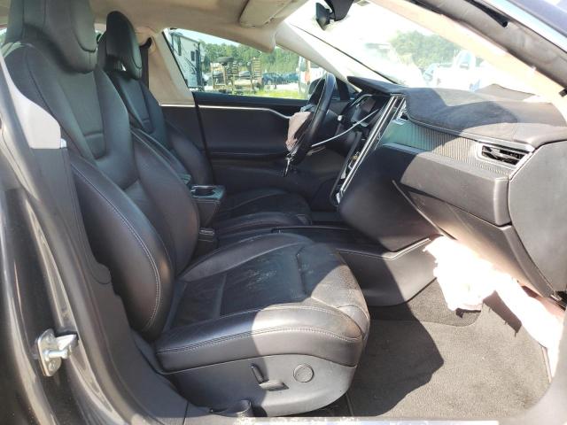Photo 5 from auction – 2017 TESLA MODEL S with VIN 5YJSA1E29HF183711