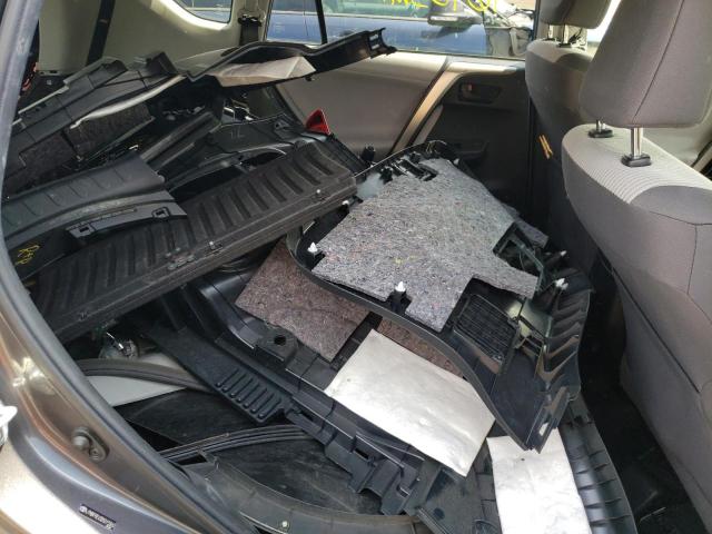 Photo 6 from auction – 2013 TOYOTA RAV4 LE with VIN JTMBFREV3D5015360