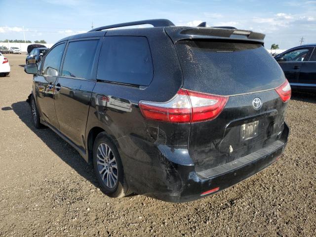 Photo 3 from auction – 2018 TOYOTA SIENNA XLE with VIN 5TDYZ3DC7JS928885