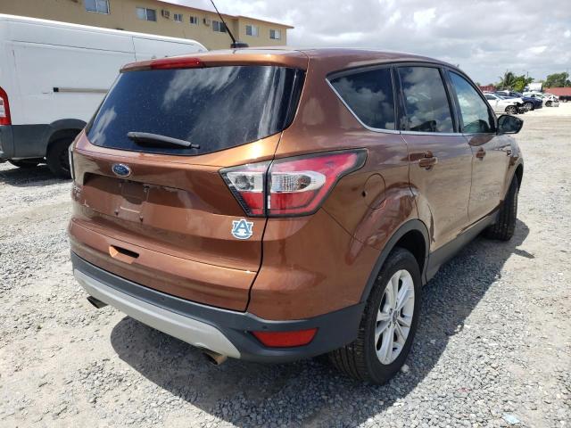 Photo 4 from auction – 2017 FORD ESCAPE SE with VIN 1FMCU0GD5HUA25048