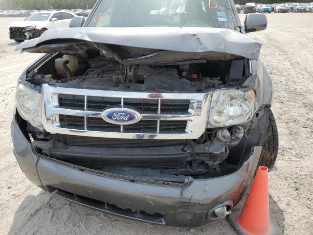 Photo 9 from auction – 2011 FORD ESCAPE LIM with VIN 1FMCU0EG2BKC31914