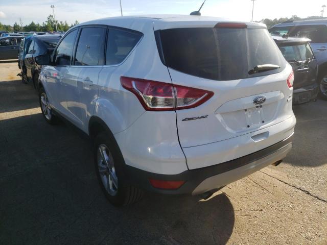 Photo 3 from auction – 2016 FORD ESCAPE SE with VIN 1FMCU0GX8GUB00964