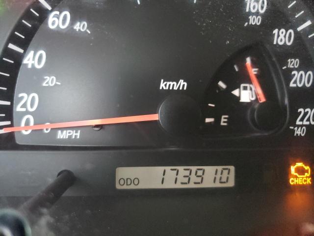 Photo 8 from auction – 2002 TOYOTA CAMRY LE with VIN JTDBE30K620093087