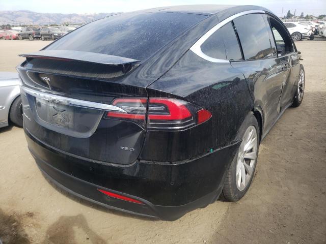 Photo 4 from auction – 2018 TESLA MODEL X with VIN 5YJXCAE29JF137334