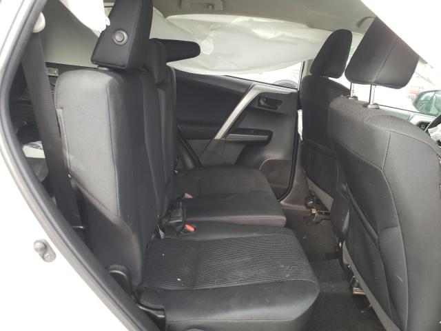 Photo 6 from auction – 2018 TOYOTA RAV4 LE with VIN 2T3BFREV9JW754236