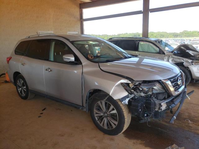 NISSAN PATHFINDER 2017 with VIN 5N1DR2MN6HC613996 - Photo from auction