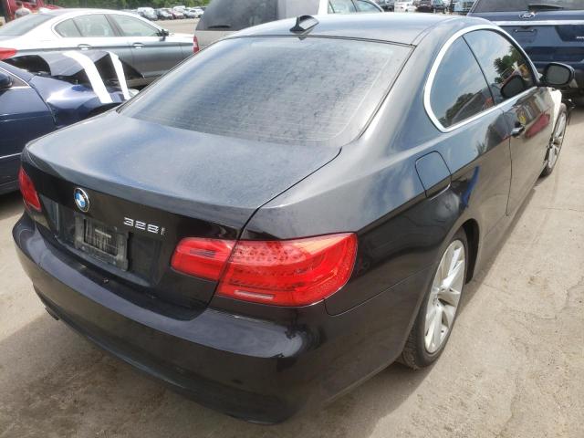Photo 4 from auction – 2011 BMW 328 I with VIN WBAKE3C51BE558834