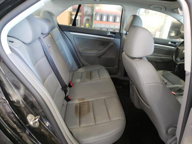 Photo 6 from auction – 2008 VOLKSWAGEN JETTA WOLF with VIN 3VWRJ71K18M191625