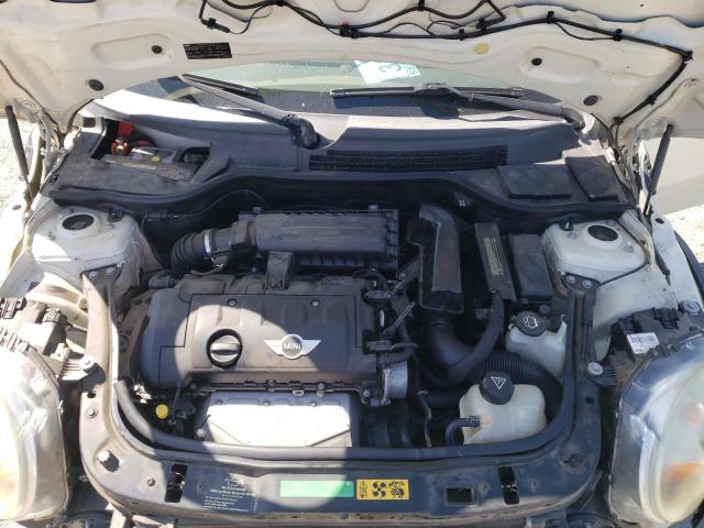 Photo 7 from auction – 2009 MINI COOPER with VIN WMWMF33579TW77256