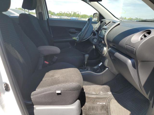 Photo 5 from auction – 2014 TOYOTA SCION XD with VIN JTKKUPB43E1046762