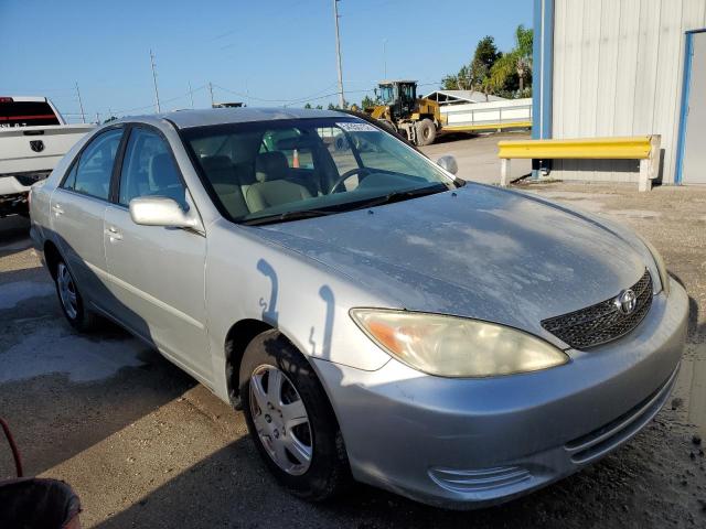 TOYOTA CAMRY LE 2004 with VIN 4T1BE32K84U814353 - Photo from auction