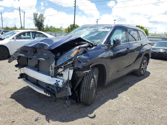 Photo 2 from auction – 2021 TOYOTA HIGHLANDER with VIN 5TDHZRAH0MS071669