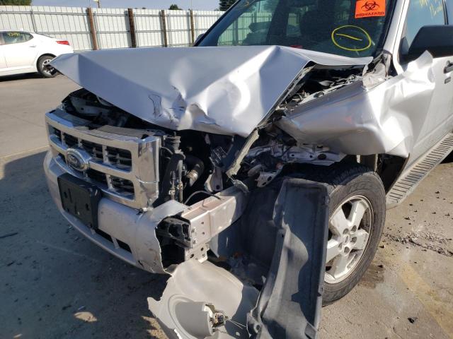 Photo 9 from auction – 2008 FORD ESCAPE XLT with VIN 1FMCU03Z98KE47952