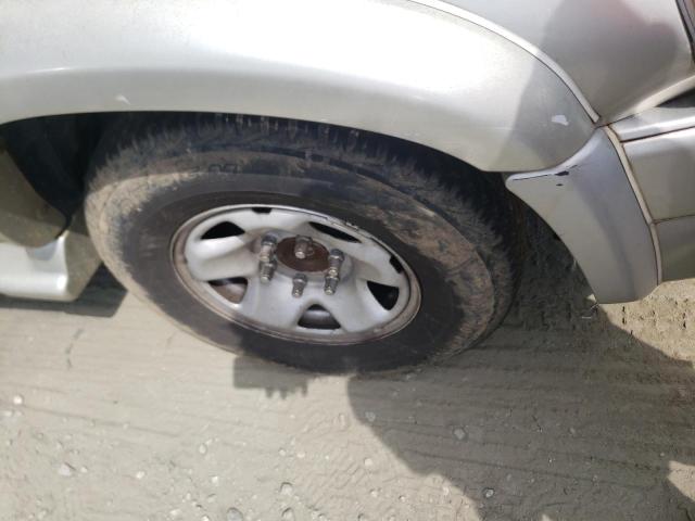Photo 10 from auction – 2000 TOYOTA 4RUNNER SR with VIN JT3GN86R0Y0144149
