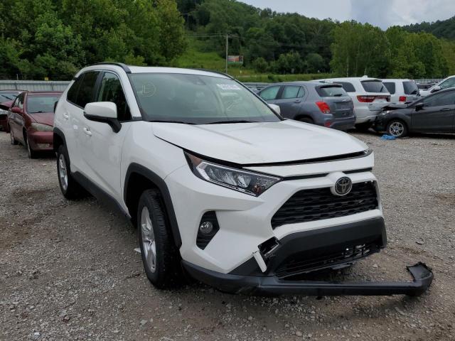 TOYOTA RAV4 XLE 2019 with VIN JTMP1RFV8KD515844 - Photo from auction