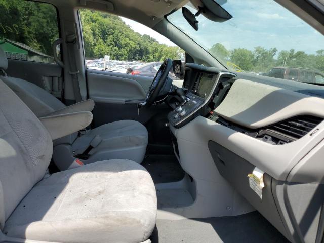 Photo 5 from auction – 2020 TOYOTA SIENNA L with VIN 5TDZZ3DC5LS034682