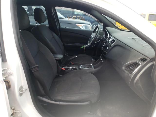 Photo 5 from auction – 2014 CHRYSLER 200 TOURIN with VIN 1C3CCBBG2EN117037