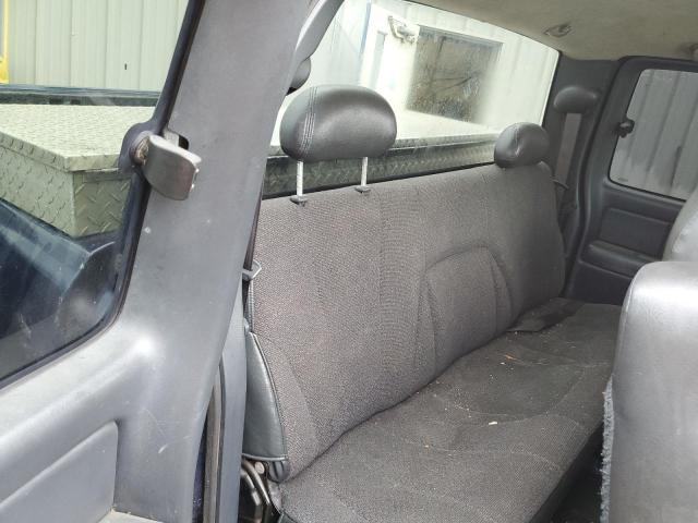 Photo 6 from auction – 2000 CHEVROLET SILVERADO with VIN 2GCEC19T3Y1344812