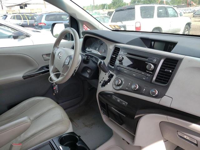 Photo 9 from auction – 2012 TOYOTA SIENNA LE with VIN 5TDKK3DC3CS267353