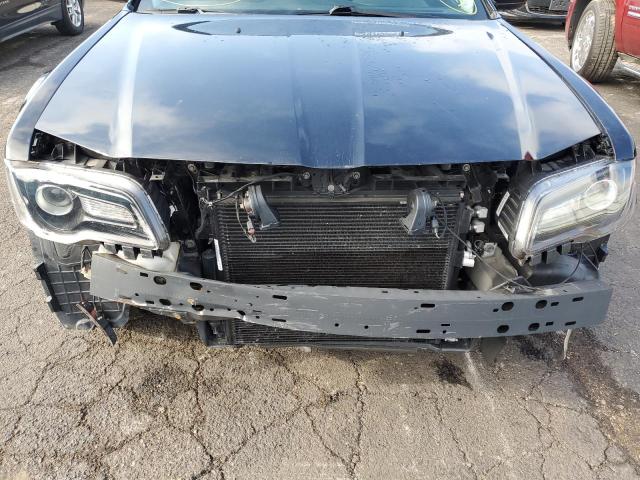 Photo 9 from auction – 2018 CHRYSLER 300 TOURIN with VIN 2C3CCAAG8JH321002