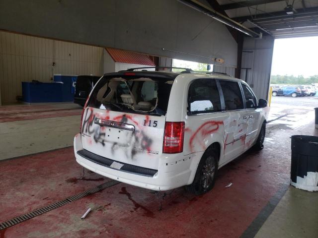 Photo 4 from auction – 2010 CHRYSLER TOWN & COU with VIN 2A4RR6DX7AR261098
