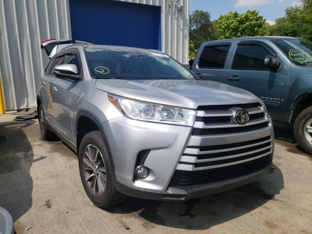 Photo 1 from auction – 2019 TOYOTA HIGHLANDER with VIN 5TDKZRFH1KS565907
