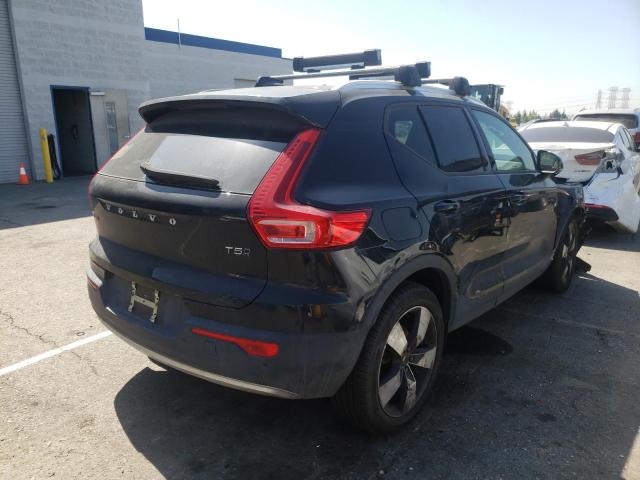Photo 4 from auction – 2019 VOLVO XC40 T5 MO with VIN YV4162UK4K2109432
